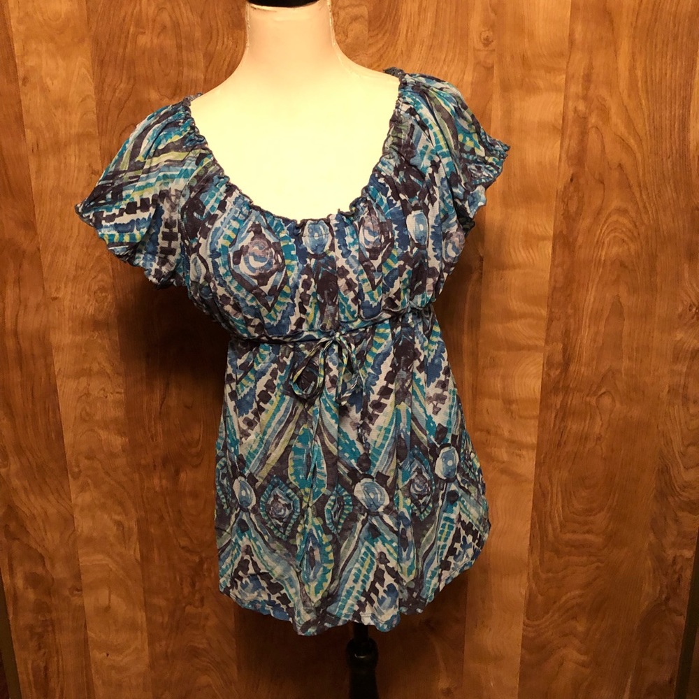 Axcess Muli-Blue Short Sleeve Top